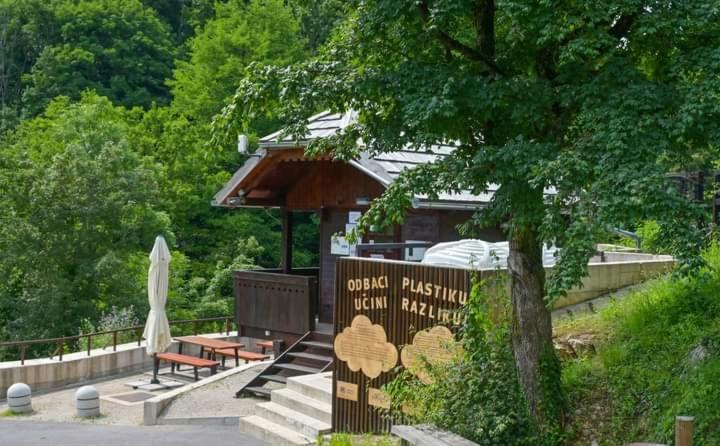 Guest House Happy Day Slunj Buitenkant foto
